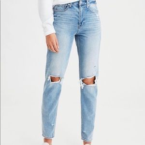 American Eagle mom jeans size 12 short